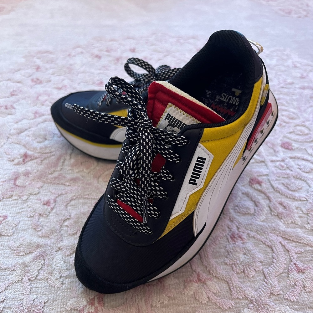 Puma peanuts shoes